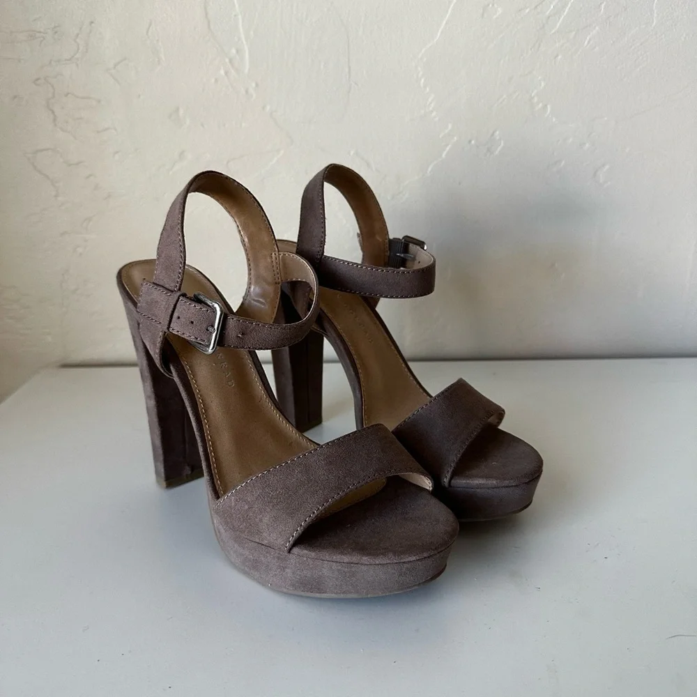 Lauren Conrad Taupe Platform Block Heel Sandals | Suede Ankle Strap Heels | 7.5